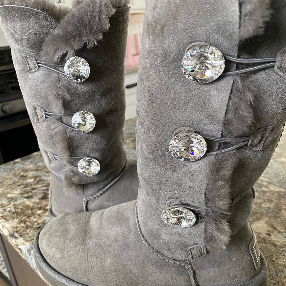 Rare find! Ugg Bailey gray boot with Swarovski crystals.